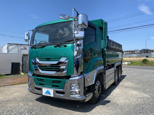 Isuzu / GIGA