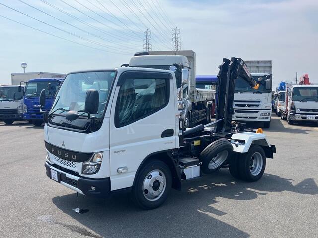 Mitsubishi / CANTER