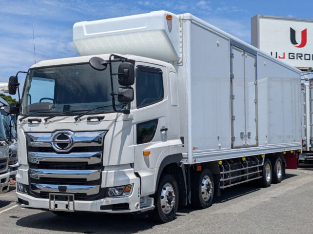 Hino / PROFIA