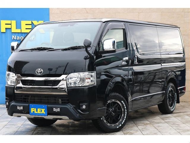 TOYOTA / HIACE van 4WD
