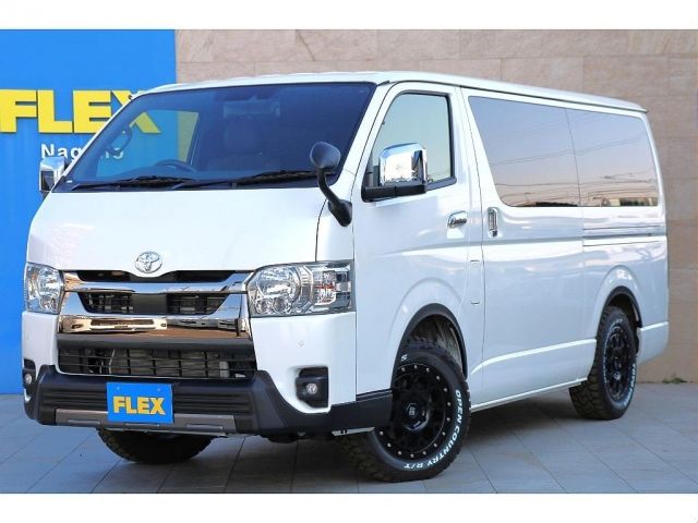 TOYOTA / HIACE van 4WD