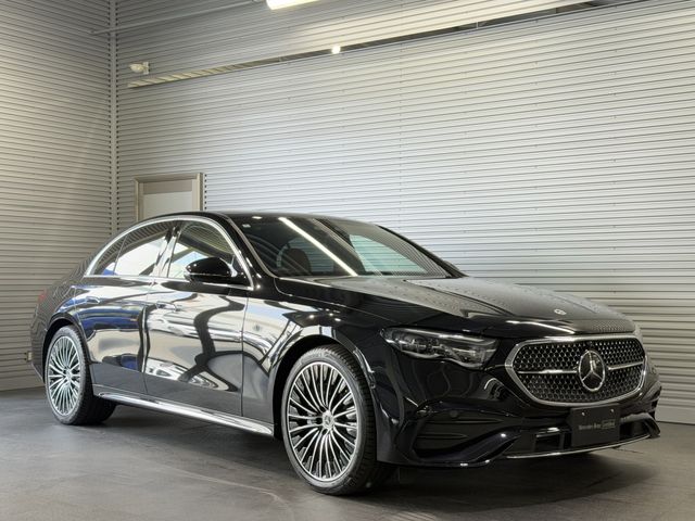 MERCEDES BENZ / MERCEDES BENZ E class sedan