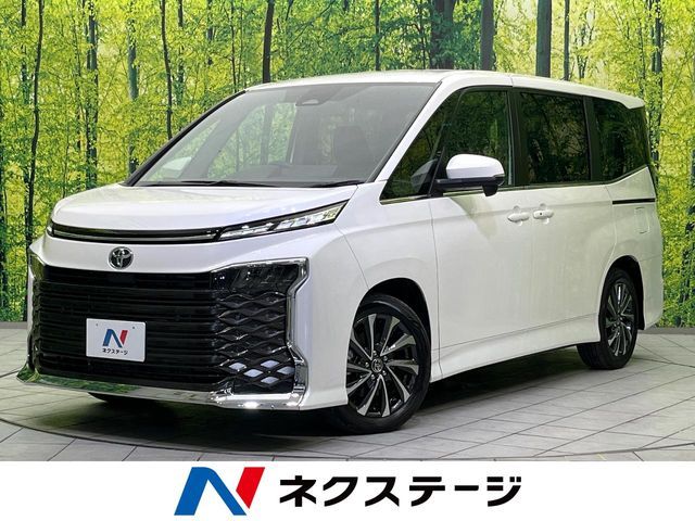 TOYOTA / VOXY
