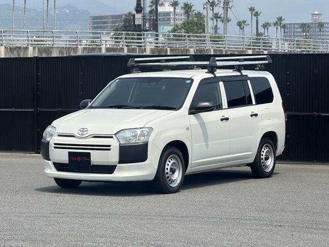 TOYOTA / PROBOX van HYBRID