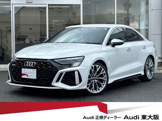 AUDI / AUDI RS3 Sedan