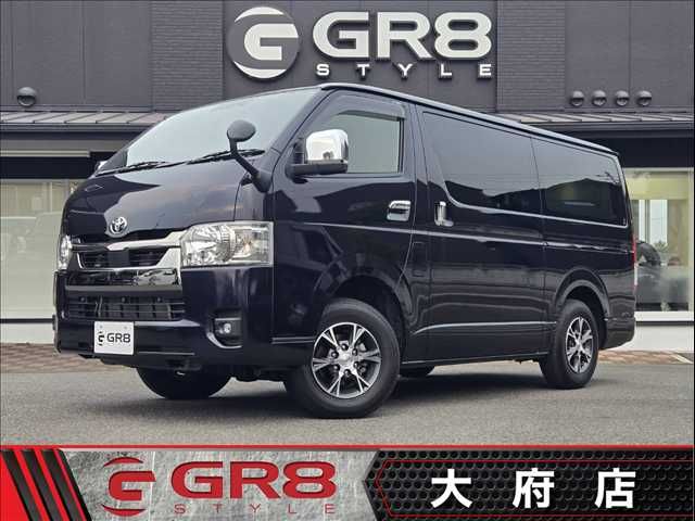 TOYOTA / HIACE van 4WD