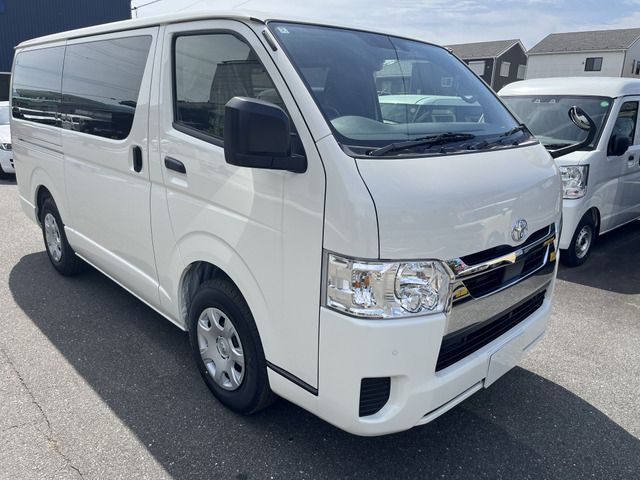 TOYOTA / HIACE van 2WD