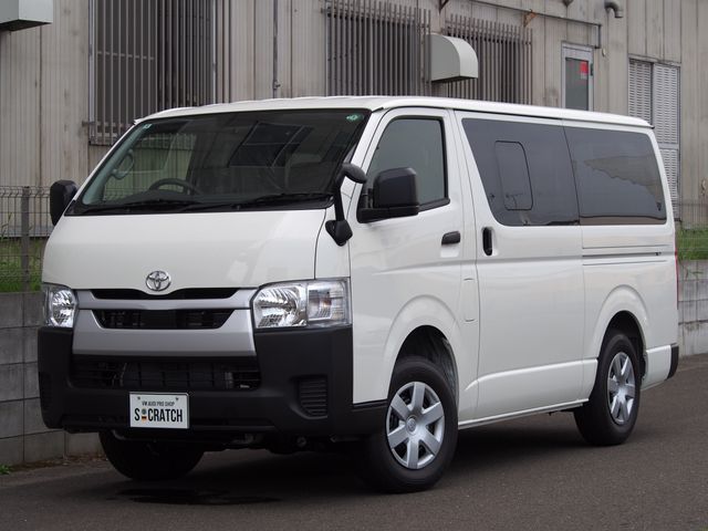 TOYOTA / HIACE van 4WD