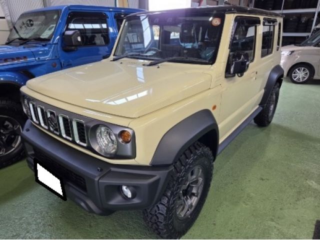 SUZUKI / JIMNY NOMADE