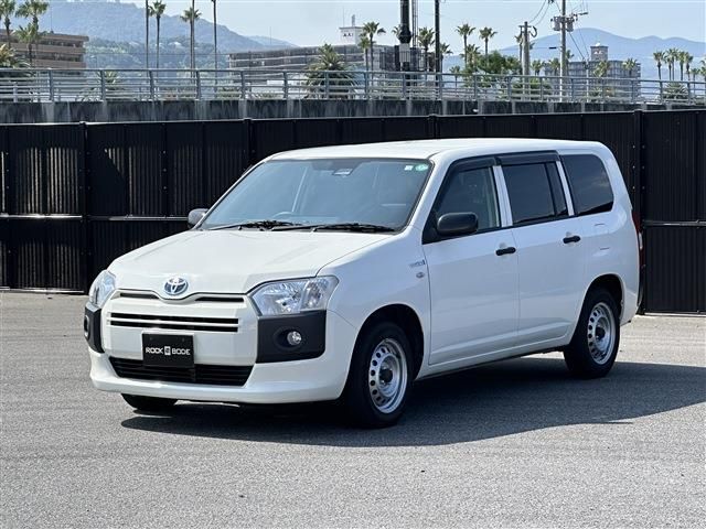 TOYOTA / PROBOX van HYBRID