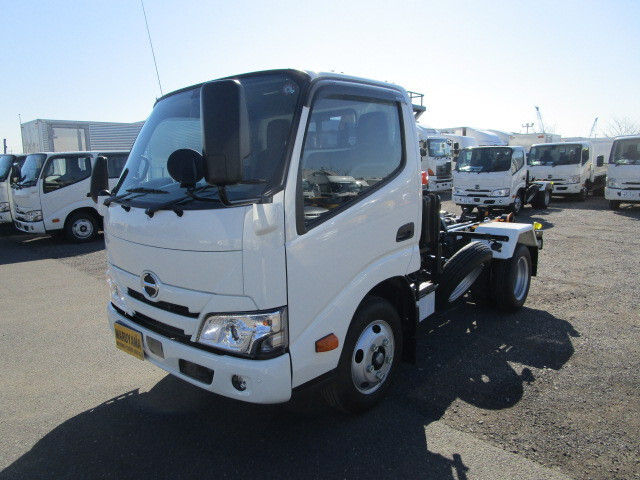 Hino / DUTRO