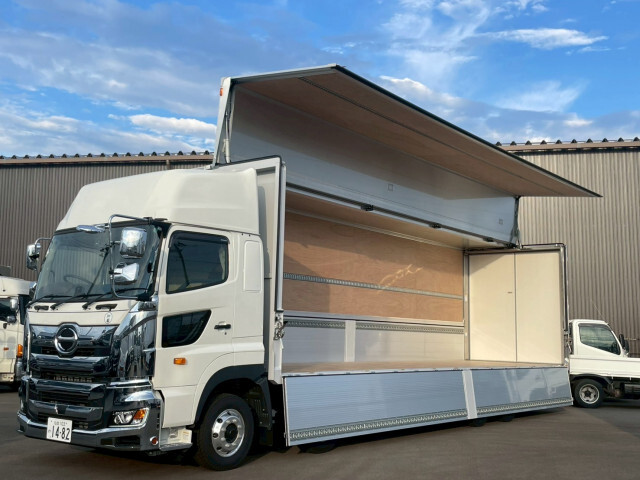 Hino / PROFIA