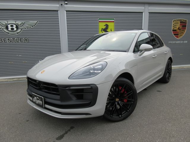 PORSCHE / PORSCHE Macan
