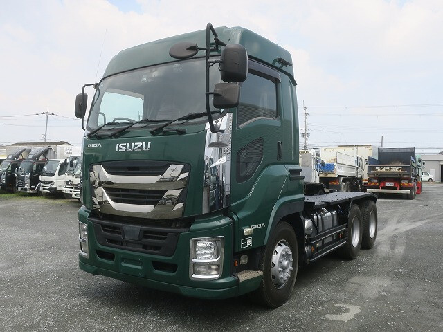 Isuzu / GIGA