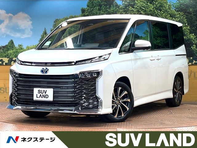 TOYOTA / VOXY HYBRID
