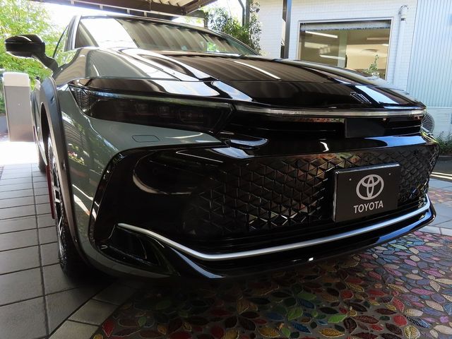 TOYOTA / CROWN CROSSOVER