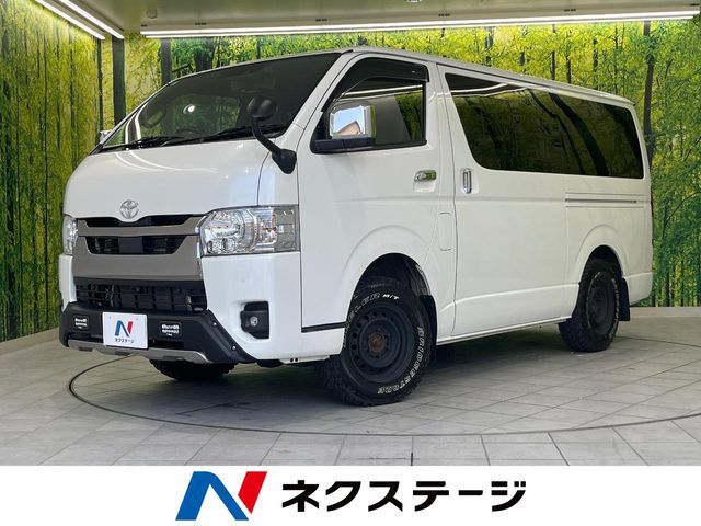 TOYOTA / HIACE van 4WD