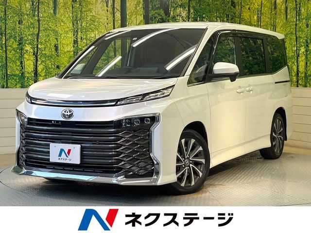 TOYOTA / VOXY