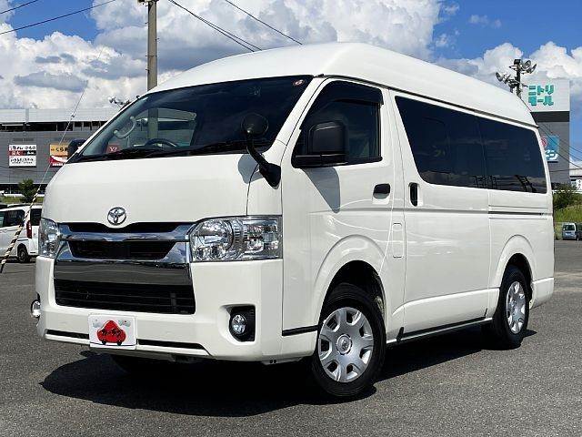 TOYOTA / HIACE van 4WD