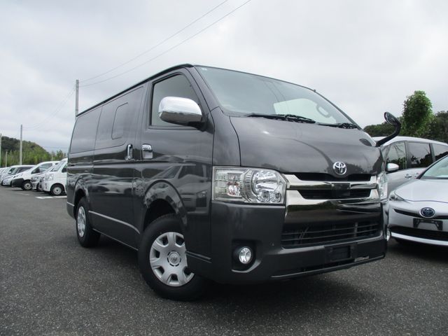 TOYOTA / HIACE van 2WD