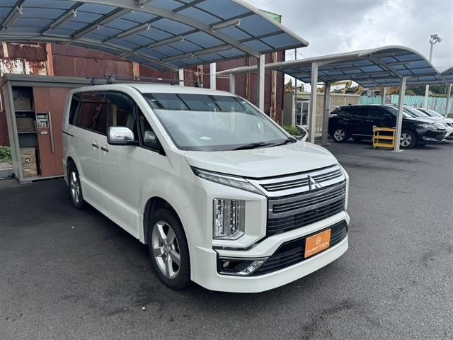 MITSUBISHI / DELICA D:5 4WD