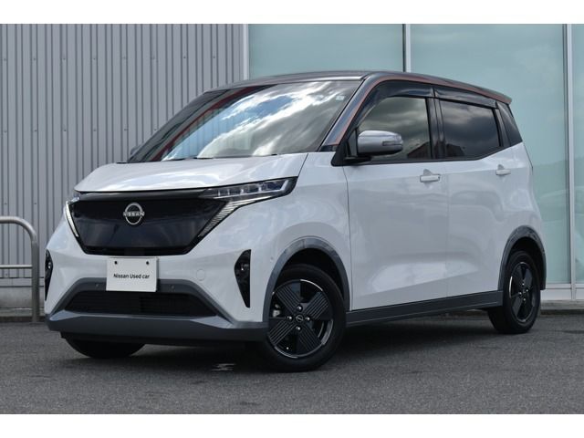NISSAN / SAKURA
