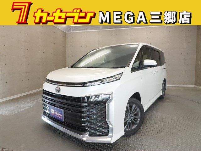 TOYOTA / VOXY