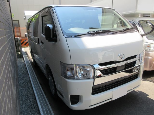 TOYOTA / HIACE van 2WD