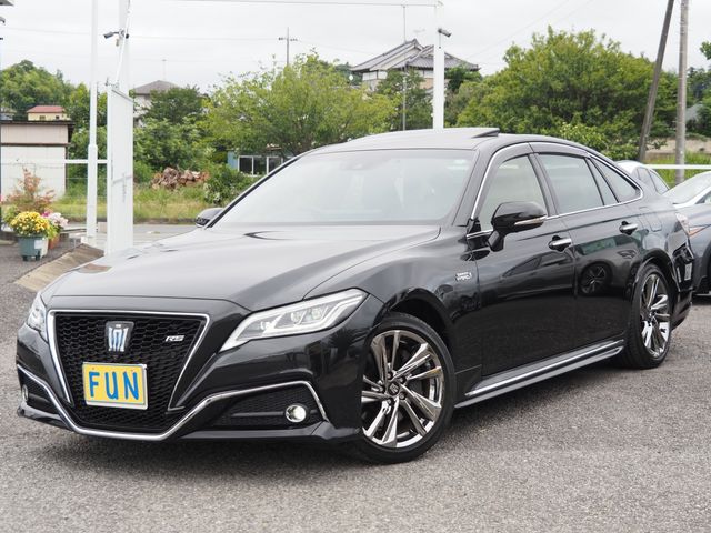 TOYOTA / CROWN sedan hybrid