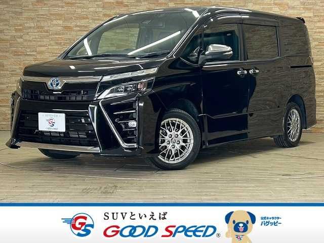 TOYOTA / VOXY HYBRID