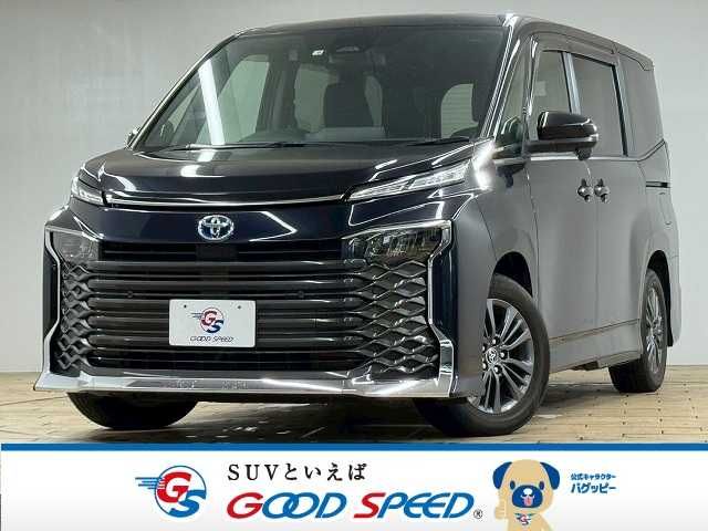 TOYOTA / VOXY HYBRID