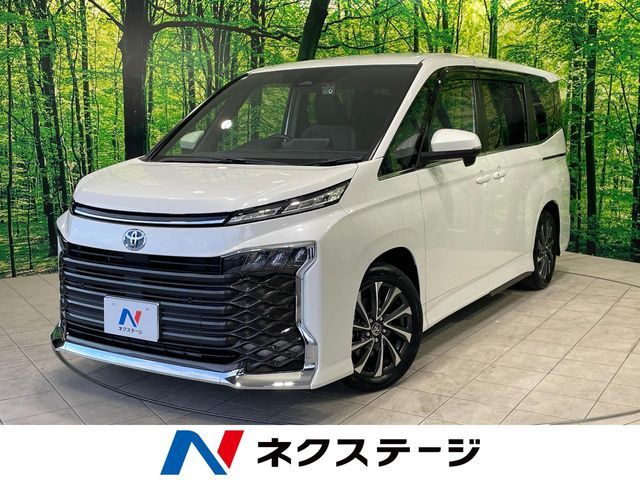 TOYOTA / VOXY HYBRID
