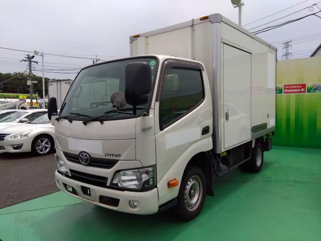 TOYOTA / DYNA