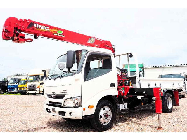 Hino / DUTRO