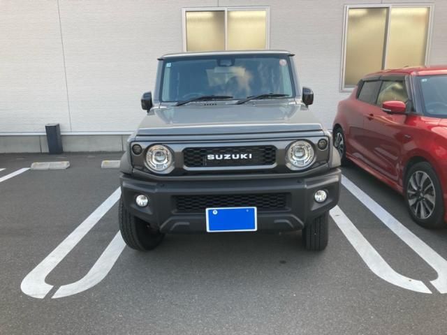 SUZUKI / JIMNY SIERRA