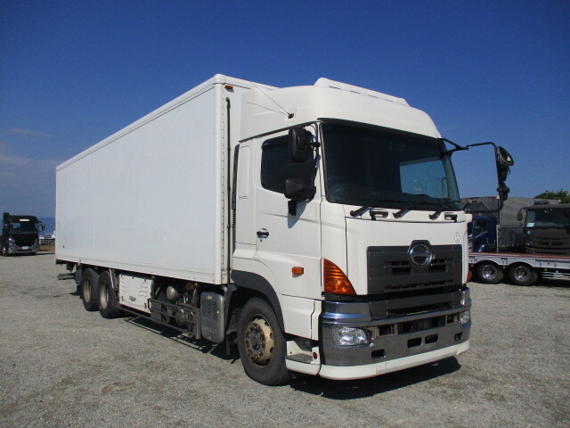 Hino / PROFIA