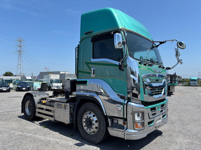 Isuzu / GIGA