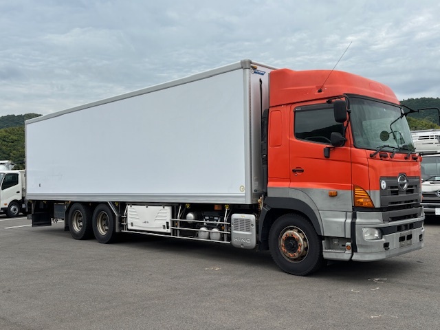 Hino / PROFIA