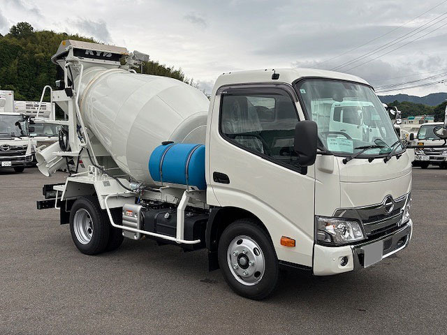 Hino / DUTRO