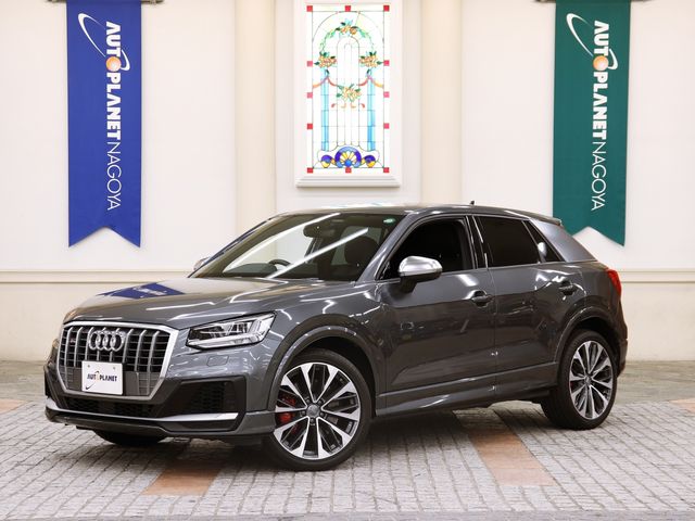 AUDI / AUDI SQ2