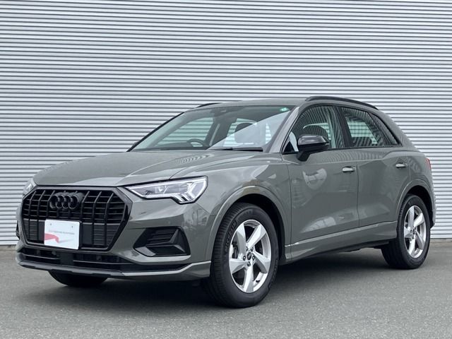 AUDI / AUDI Q3