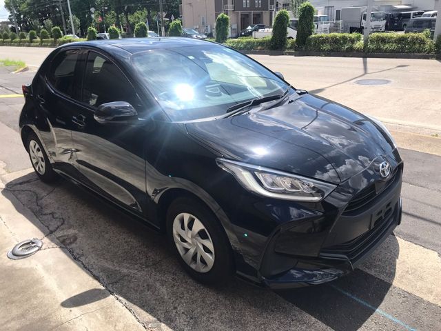 TOYOTA / YARIS HYBRID