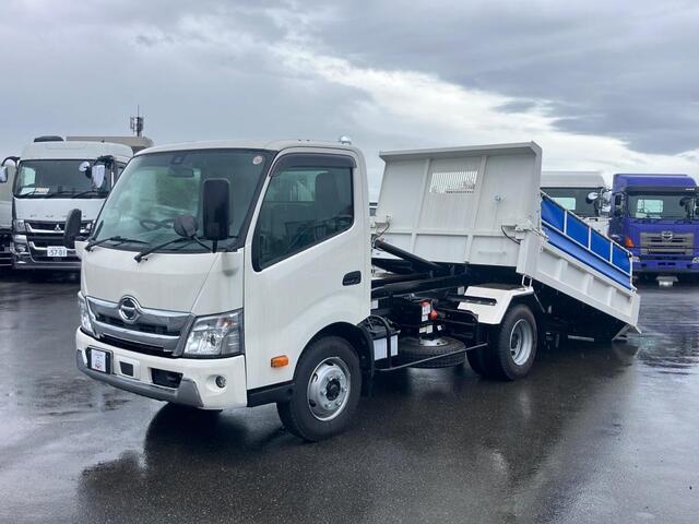 Hino / DUTRO