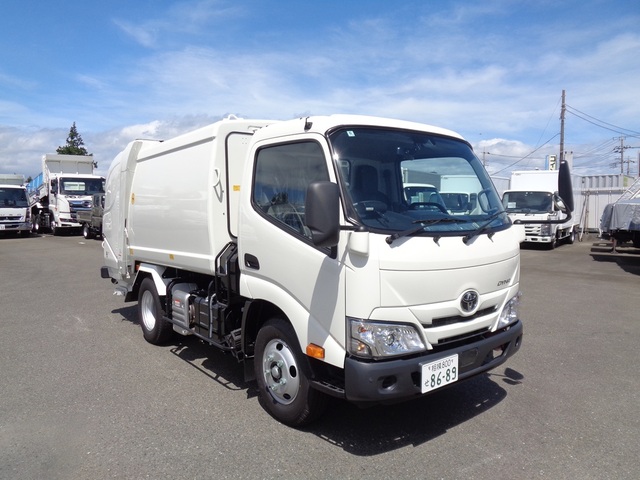 Toyota / DYNA