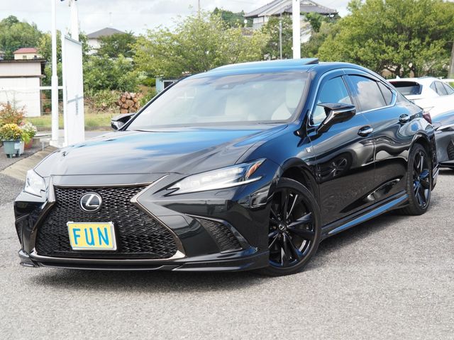 TOYOTA / LEXUS ES300h