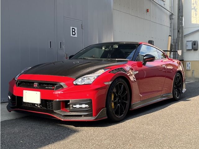 NISSAN / GT-R