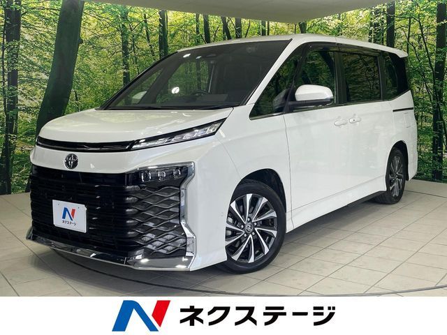 TOYOTA / VOXY