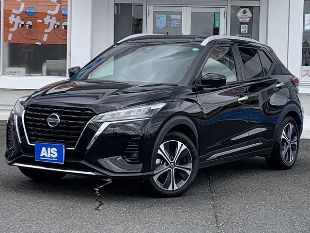 NISSAN / KICKS