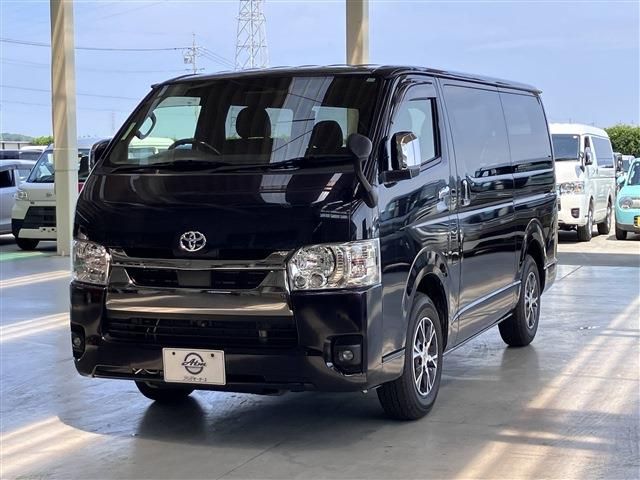 TOYOTA / HIACE van 2WD