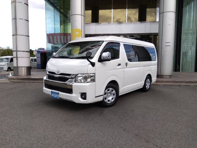 TOYOTA / HIACE van 2WD